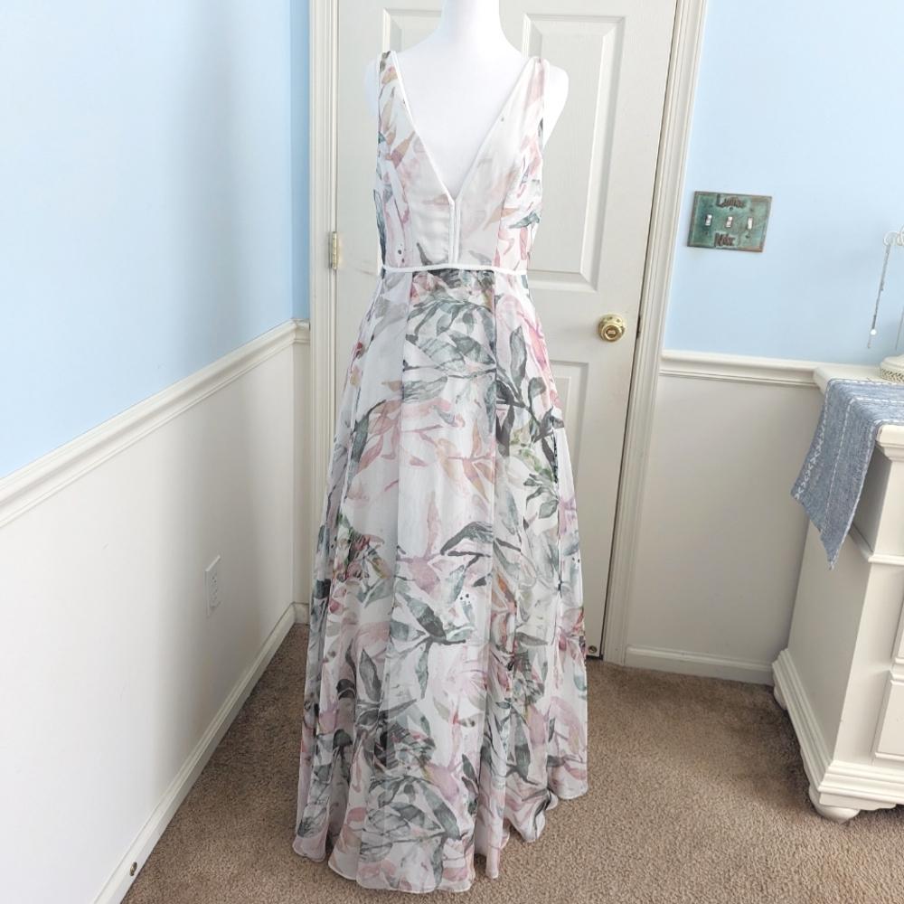 Fame and Partners Women's White, Pink, Green Floral Maxi dress, Size 4